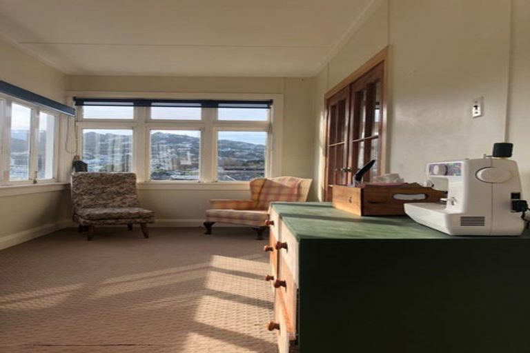 Photo of property in 20 Baden Road, Hataitai, Wellington, 6021