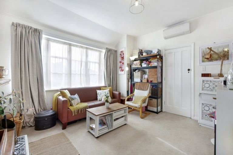 Photo of property in 202 Lyttelton Street, Spreydon, Christchurch, 8024