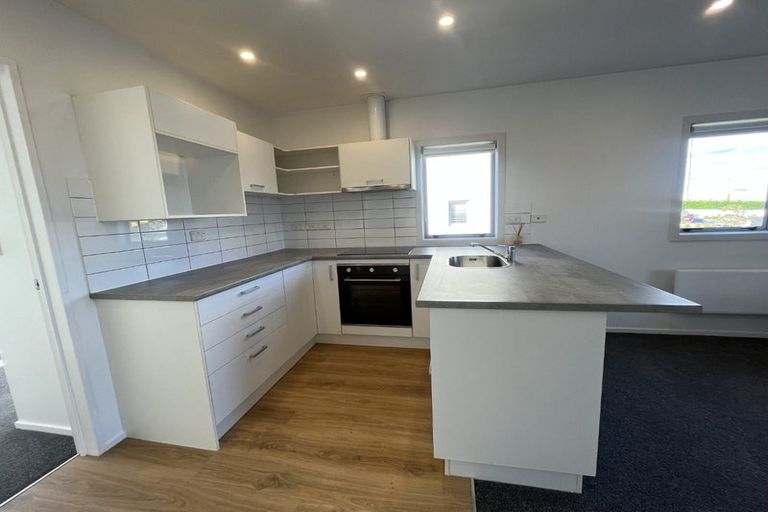 Photo of property in 16c/71 Spencer Road, Oteha, Auckland, 0632