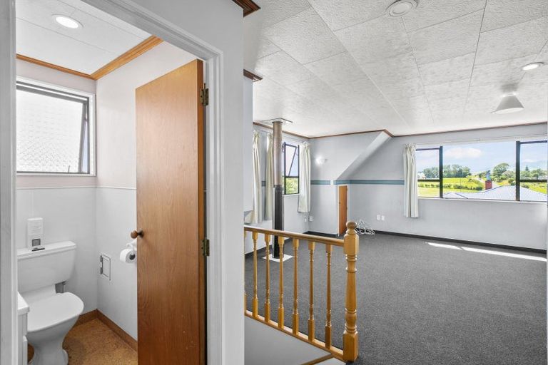 Photo of property in 2336 South Road, Okato, 4335