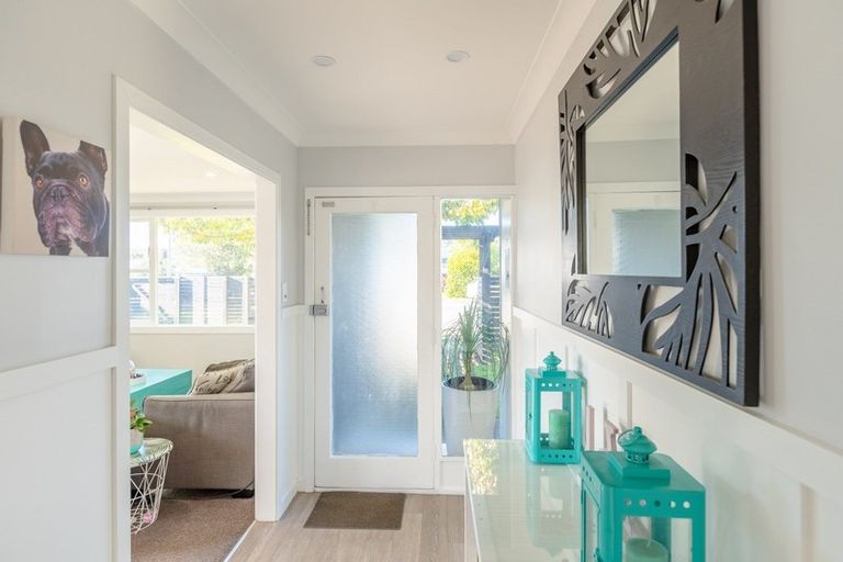 Photo of property in 27 Callender Terrace, Paraparaumu Beach, Paraparaumu, 5032