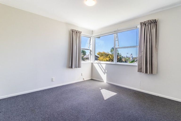 Photo of property in 10 Mcquarrie Avenue, Wattle Downs, Auckland, 2103