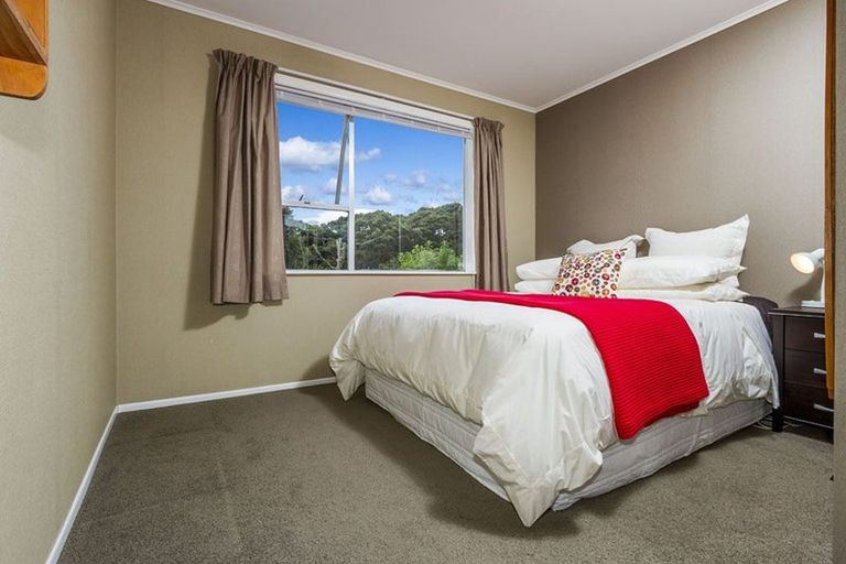 Photo of property in 215 Manuka Road, Bayview, Auckland, 0629