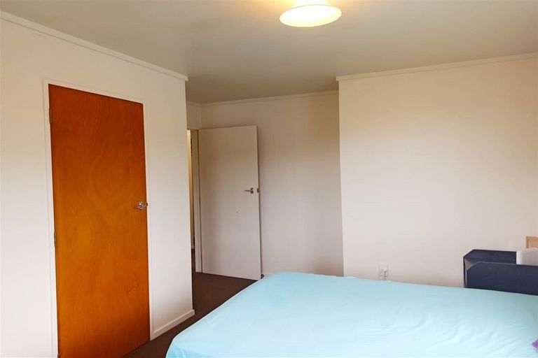 Photo of property in 372 Kaikorai Valley Road, Bradford, Dunedin, 9011