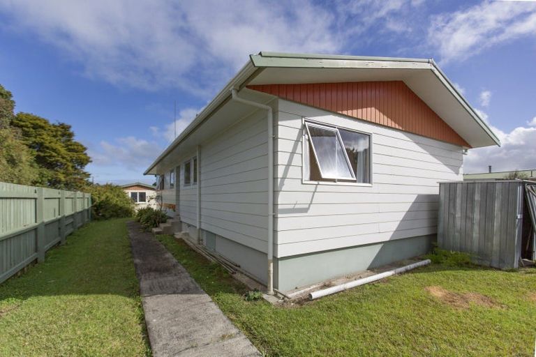 Photo of property in 33 Mckay Crescent, Dargaville, 0310