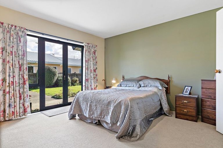 Photo of property in 116a West Street, Greytown, 5712