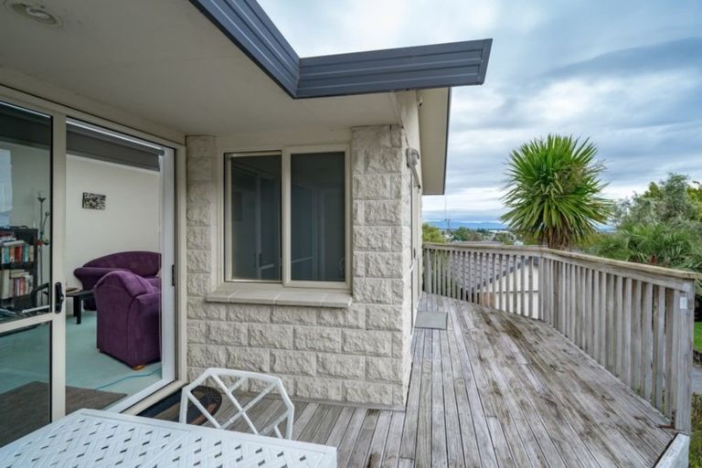 Photo of property in 16 Highmore Place, Brookfield, Tauranga, 3110