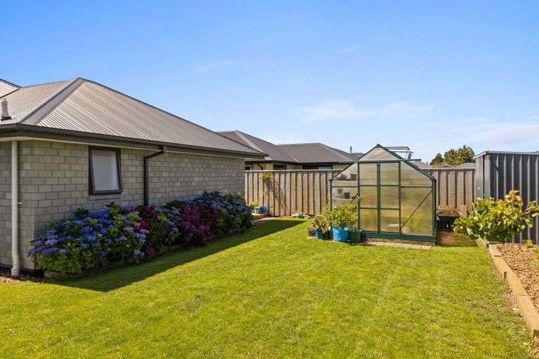 Photo of property in 25 Chris Drive, Rolleston, 7614