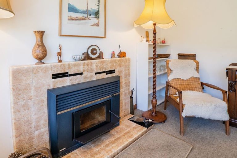 Photo of property in 4 Watson Street, Akaroa, 7520