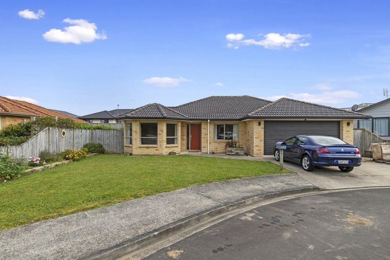 Photo of property in 15 Ribbonwood Close, Te Kauwhata, 3710