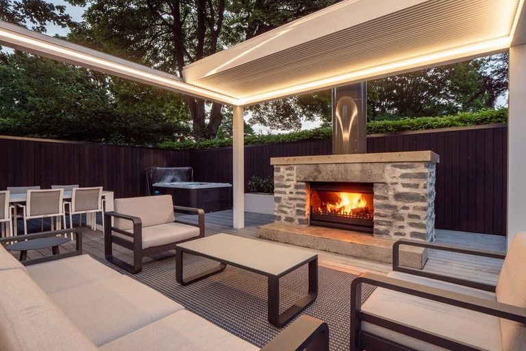 Photo of property in 4 Cardigan Street, Arrowtown, 9302