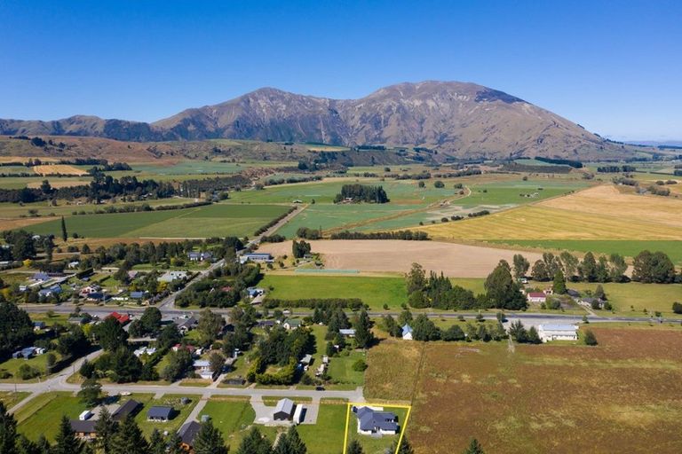 Photo of property in 4 Carlisle Street, Athol, 9793