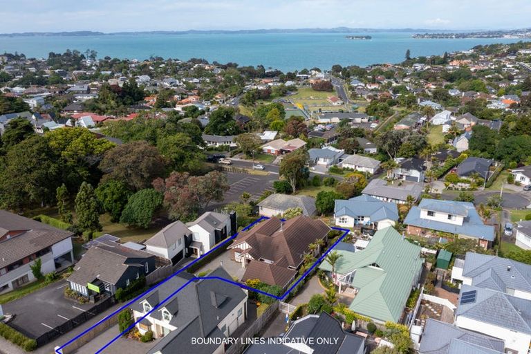 Photo of property in 2/40 Cook Street, Howick, Auckland, 2014