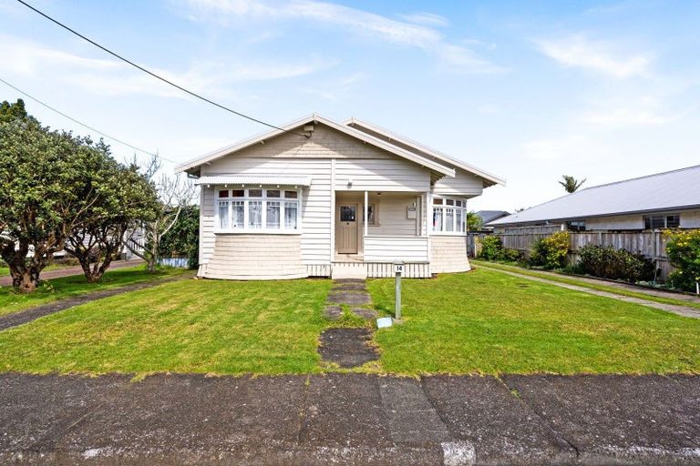 Photo of property in 14 Donald Street, Regent, Whangarei, 0112