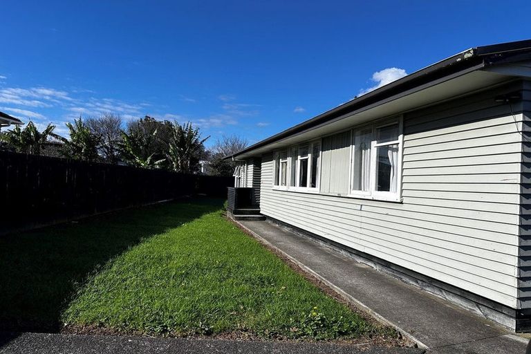 Photo of property in 5 Matamata Place, Otara, Auckland, 2023