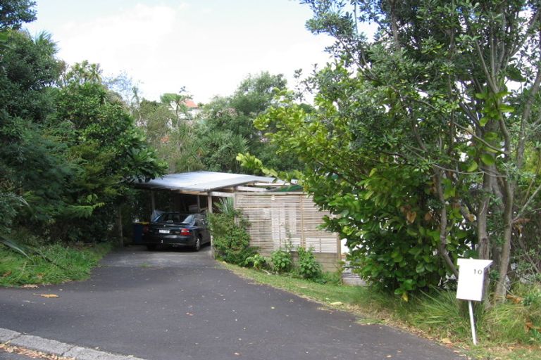 Photo of property in 10 Pullum Street, Birkenhead, Auckland, 0626