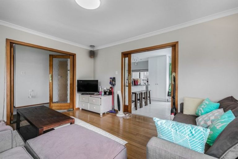 Photo of property in 21 Coronation Avenue, Pukekohe, 2120