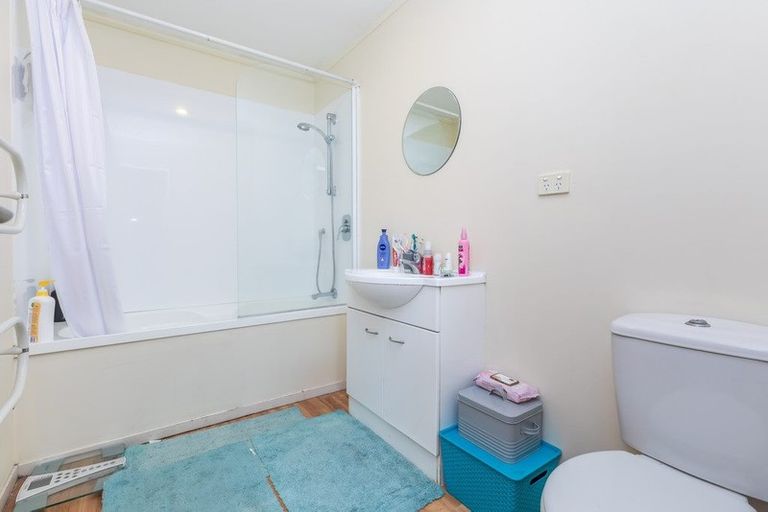 Photo of property in 205/26 Morningside Drive, Morningside, Auckland, 1025
