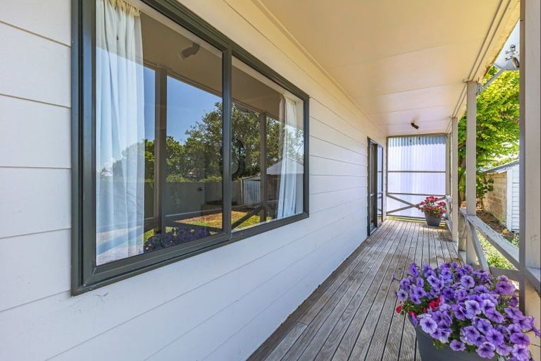 Photo of property in 1a Quinn Road, Levin, 5510