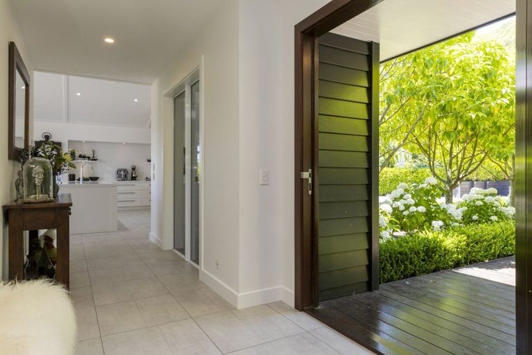 Photo of property in 35 Locheagles Rise, Kinloch, Taupo, 3377