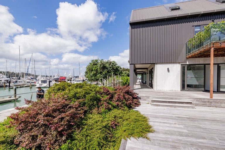 Photo of property in 14 Baffin Street, Opua, 0200