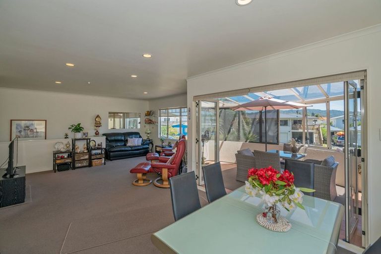 Photo of property in 4a Albert Street, Whitianga, 3510