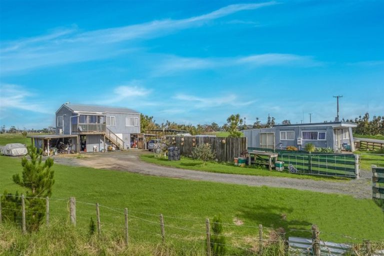 Photo of property in 25a-b Spains Road, Awanui, 0486