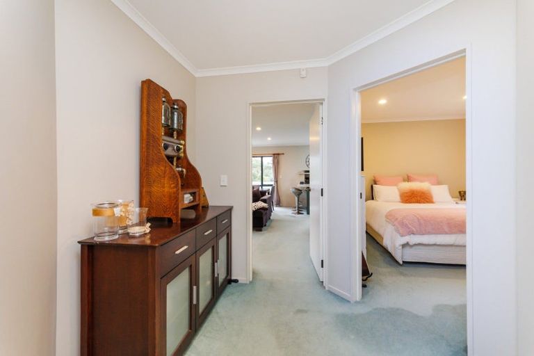 Photo of property in 15 Woodland Grove, Feilding, 4702