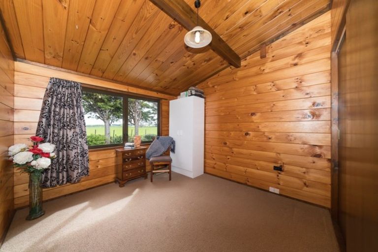 Photo of property in 118 Green Road, Awahuri, Palmerston North, 4476