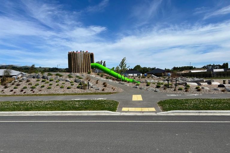 Photo of property in 11 Kurashiki Street, Halswell, Christchurch, 8025