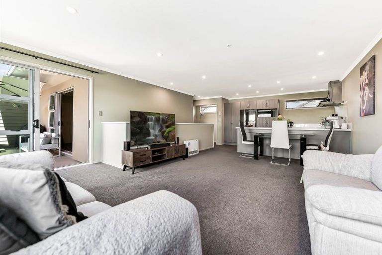 Photo of property in 35d Enderley Avenue, Enderley, Hamilton, 3214