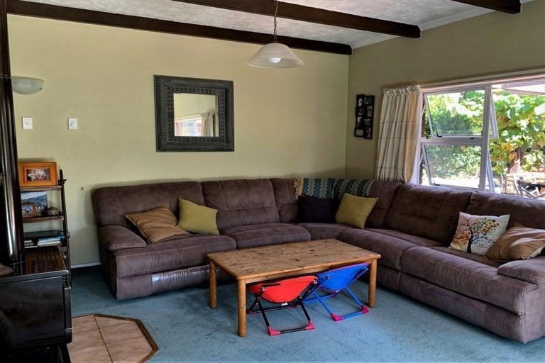 Photo of property in 19 Feary Crescent, Takaka, 7110