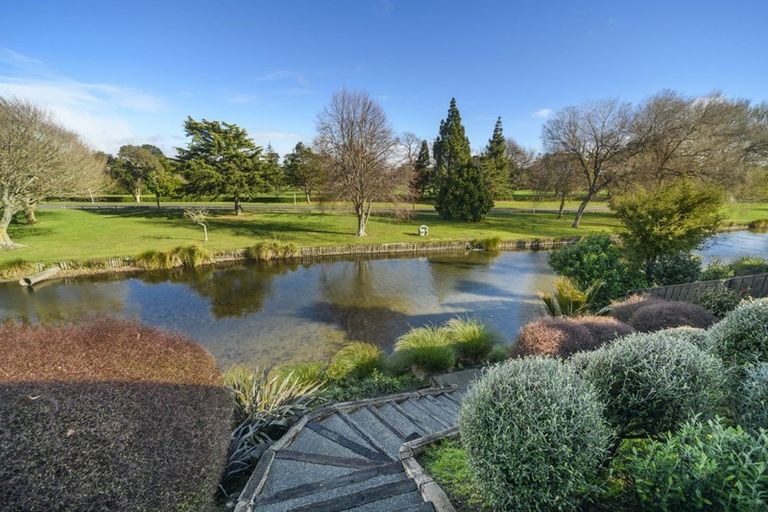 Photo of property in 17a Montgomery Terrace, Hokowhitu, Palmerston North, 4410