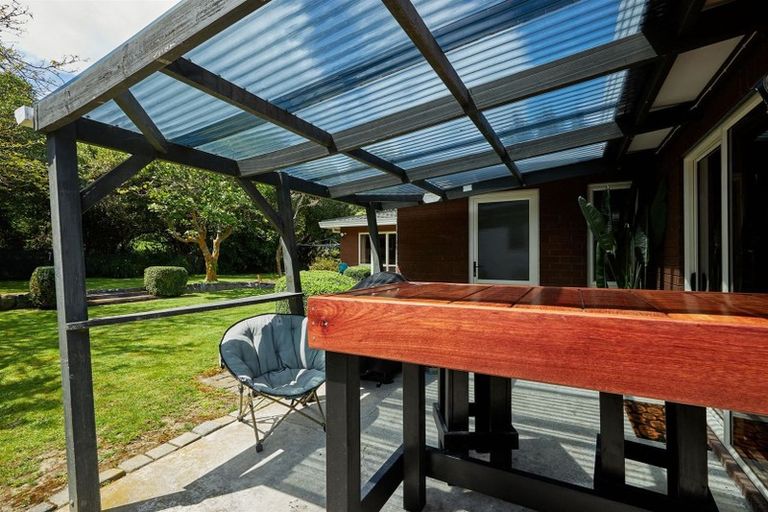 Photo of property in 42 Kotare Place, South Bay, Kaikoura, 7300