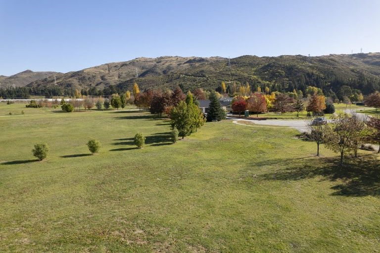 Photo of property in 8 Paulin Road, Earnscleugh, Alexandra, 9391