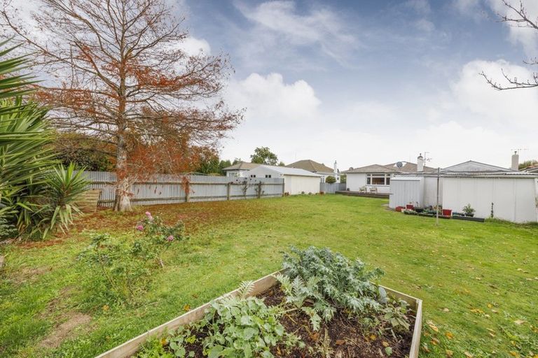 Photo of property in 7 Hobson Place, Takaro, Palmerston North, 4412