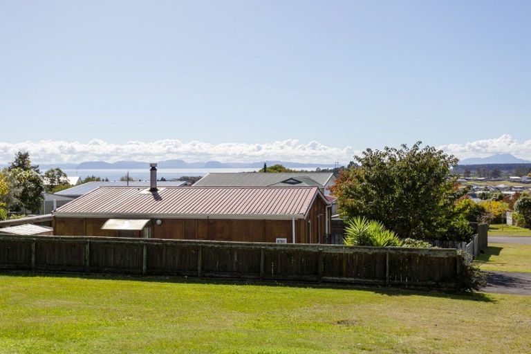 Photo of property in 2 Parati Place, Motuoapa, Turangi, 3382