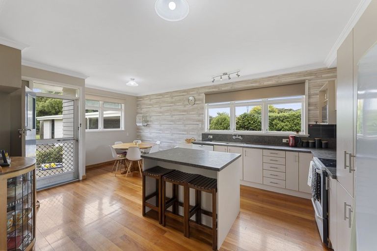 Photo of property in 22 Wellington Street, Feilding, 4702