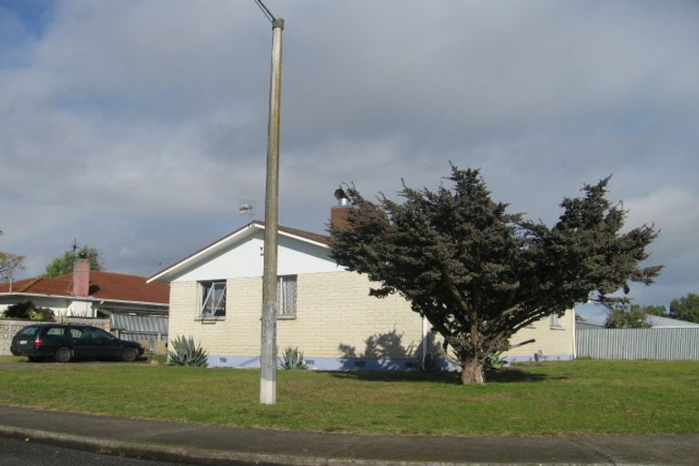 Photo of property in 2 Montrose Place, Flaxmere, Hastings, 4120