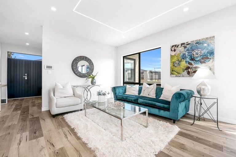 Photo of property in 15 Drumaness Road, Flat Bush, Auckland, 2019