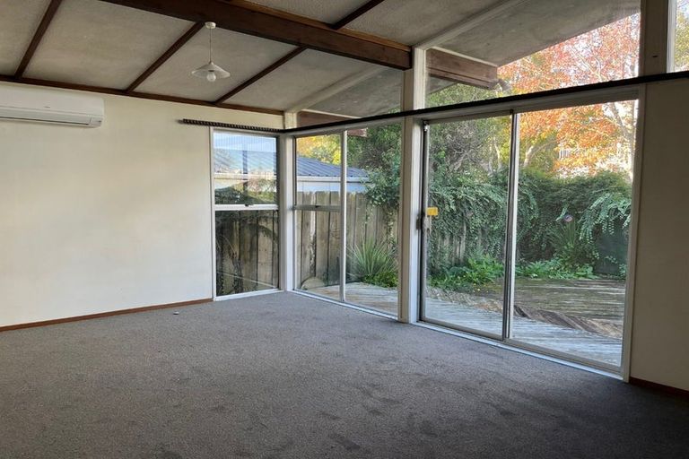 Photo of property in 27 Gladys Avenue, Glenfield, Auckland, 0629
