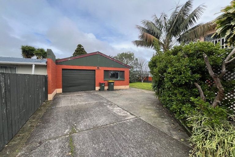 Photo of property in 117 Wharf Road, Te Atatu Peninsula, Auckland, 0610