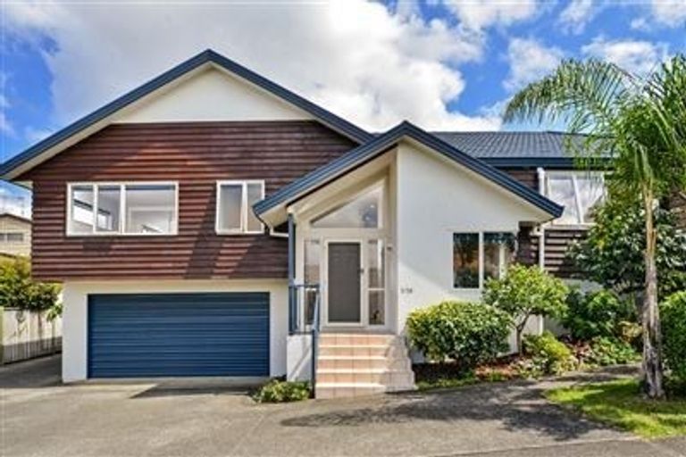 Photo of property in 2/26 Dallinghoe Crescent, Milford, Auckland, 0620