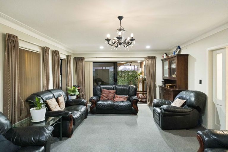 Photo of property in 80 Rosella Road, Mangere East, Auckland, 2024