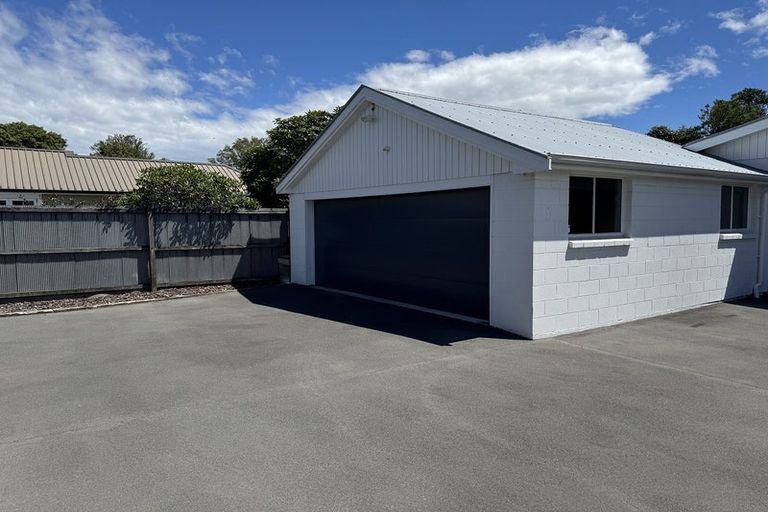 Photo of property in 106 Aorangi Road, Bryndwr, Christchurch, 8053