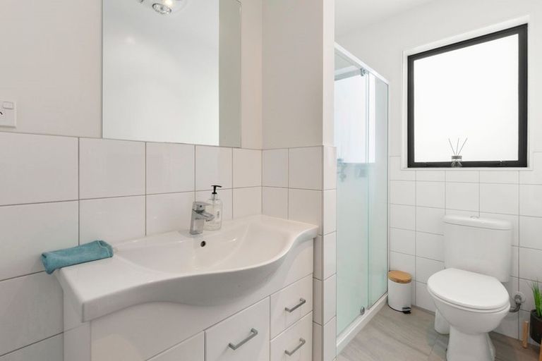 Photo of property in 44 Totara Meadows Court, Wiri, Auckland, 2104