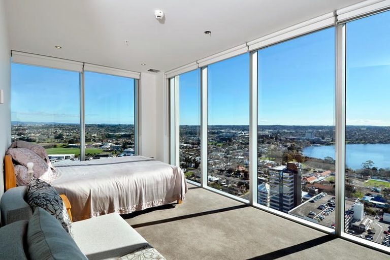 Photo of property in Sentinel Apartments, 2603/3 Northcroft Street, Takapuna, Auckland, 0622