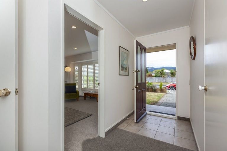 Photo of property in 113 Hillcrest Road, Raumati Beach, Paraparaumu, 5032
