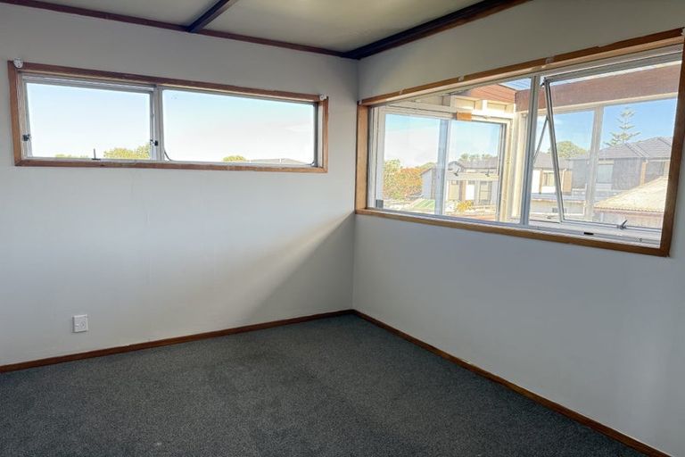 Photo of property in 7 Greers Road, Weymouth, Auckland, 2103