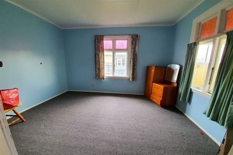 Photo of property in 17 George Street, Waimate, 7924